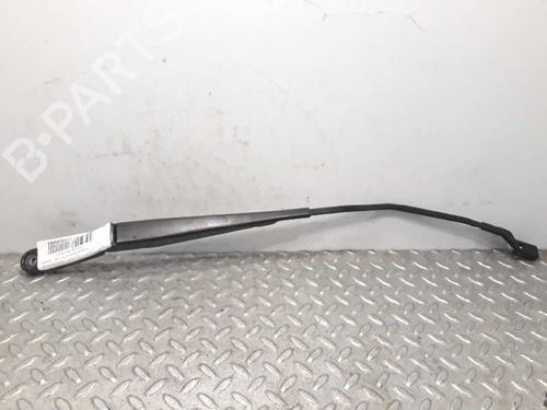 Used Front windshield wiper arm SKODA RAPID (NH3, NK3, NK6) [2012-2022]  6974199
