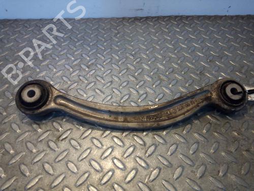 Højre bagtil bærearm MERCEDES-BENZ C-CLASS (W204) [2007-2015]  13313176