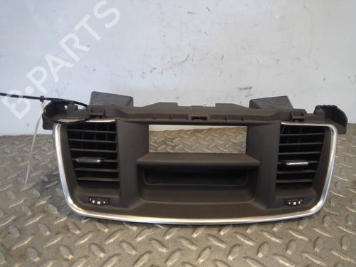 Used Air vent PEUGEOT 508 I (8D_) 2.0 HDi (163 hp) 13659275