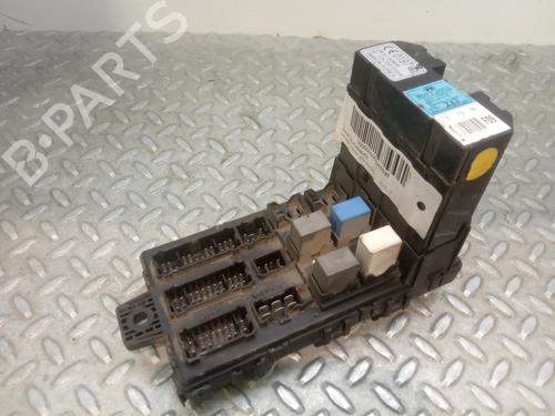 Used Fuse box HYUNDAI TRAJET (FO) [1999-2008]  3528822