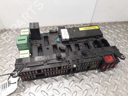 Used Fuse box LAND ROVER RANGE ROVER III (L322) [2002-2012]  7121094