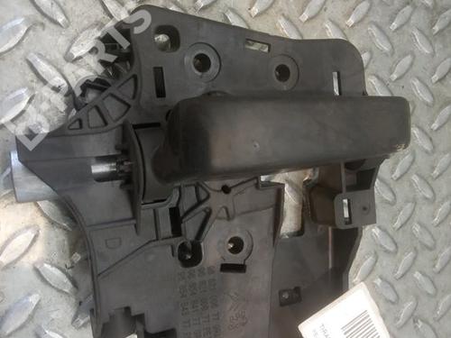 Used Front right interior door handle Front right interior door handle PEUGEOT PARTNER Box Body/MPV 1.6 HDi 16V (90 hp) 8758497 8758497