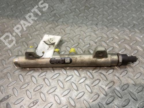 Used Injection rail Injection rail RENAULT LAGUNA II (BG0/1_) 2.2 dCi (BG0F) (150 hp) 8854743 8854743
