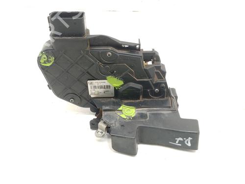 Used Front left lock LAND ROVER RANGE ROVER SPORT I (L320) [2005-2013]  31359547