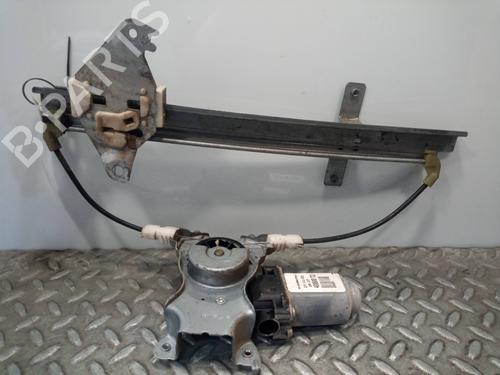 Rudehejsemekanisme Højre bagtil NISSAN ALMERA TINO (V10) 2.2 dCi (115 hp) 9723794