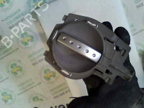 Used Front right interior door handle CITROËN C3 I (FC_, FN_) 1.4 i (73 hp) 3220911