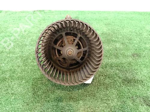 Used Heater blower motor FORD TOURNEO CONNECT 1.8 TDCi (90 hp) 17527373