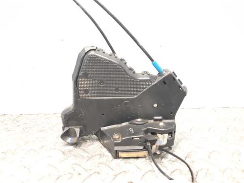 Used Front right lock TOYOTA AVENSIS (_T25_) 2.0 D-4D (CDT250_, CDT250R) (116 hp) 3066003