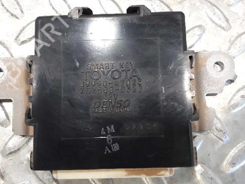 Used Electronic module TOYOTA PRIUS Liftback (_W2_) 1.5 Hybrid (NHW20_, NHW20R) (112 hp) 11672818