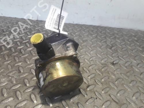 Used Vacuum pump NISSAN MICRA III (K12) 1.5 dCi (65 hp) 15822574