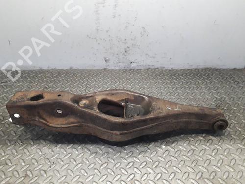 Right rear suspension arm MITSUBISHI PAJERO III (V7_W, V6_W) 3.2 Di-D (V68W, V78W) | BP15844131M15 