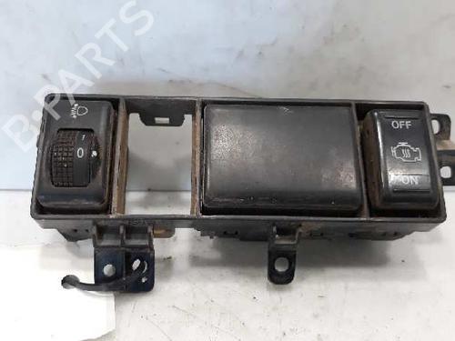 Used Headlight switch NISSAN NAVARA NP300 (D40) [2004-2025]  14233345