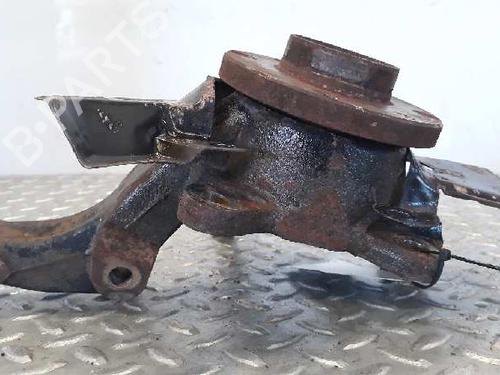 Used Left front steering knuckle LANCIA LYBRA (839_) 1.9 JTD (839.AXI1A, 839.AXN1A, 839.CXL1A) (116 hp) 5621036