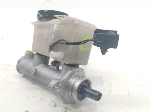 Hovedbremsecylinder MAZDA 323 S VI Saloon (BJ) 2.0 DiTD (BJEP) (101 hp) 24958584