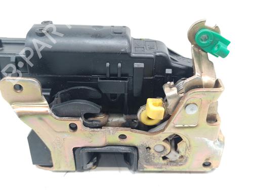 Front right lock RENAULT MASTER II Van (FD) 2.5 dCi 120 | BP25792592C97 