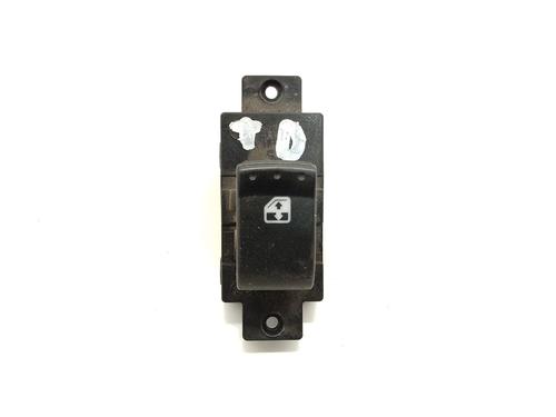 Used Right rear window switch Right rear window switch SSANGYONG REXTON W / REXTON 2.0 Xdi (150 hp) 34507438 34507438