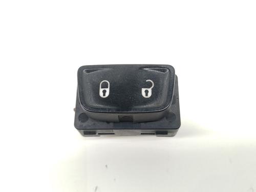 kombi-kontakt-stilkkontakt-fiat-500x-334_-2014-32184230 main image