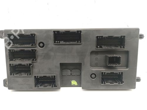 Used Fuse box JAGUAR I-PACE (X590) EV400 AWD (400 hp) 27834418