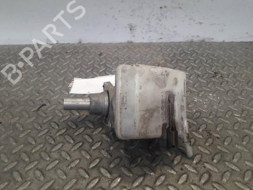 Used Brake master cylinder PEUGEOT 5008 (0U_, 0E_) [2009-2017]  15468101
