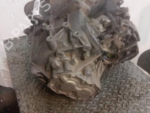 Getriebe für CHEVROLET EPICA (KL1_) 2.0 D (150 hp) 11527739