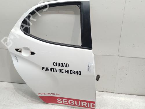 right-rear-door-toyota-yaris-_p21_-_pa1_-_ph1_-2020-34010169 main image