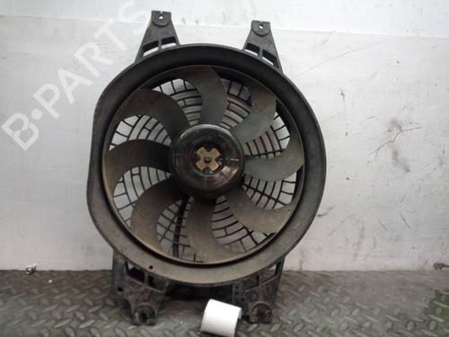 Used Radiator fan KIA SORENTO I (JC) 2.5 CRDi 4WD (140 hp) 16699226