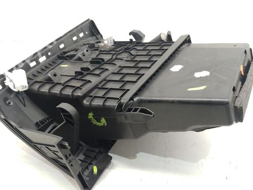 Glove box RENAULT MEGANE III Hatchback (BZ0/1_, B3_) | BP31996149C95