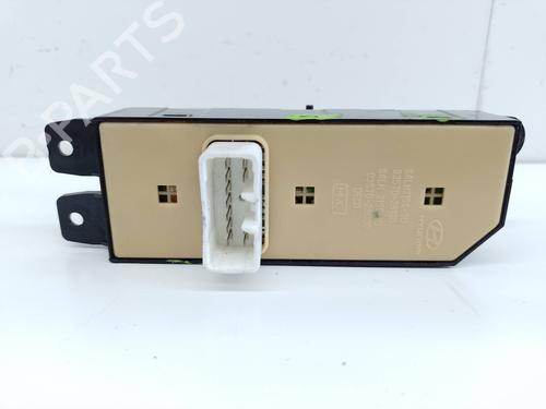 Left front window switch HYUNDAI SANTA FÉ I (SM) 2.0 CRDi | BP20234552I27 