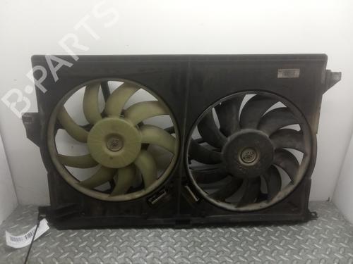 Used Radiator fan OPEL VECTRA C (Z02) [2002-2009]  11197395
