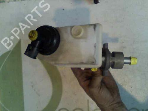 Brake master cylinder RENAULT KANGOO Express (FC0/1_)  | BP3067194M77 