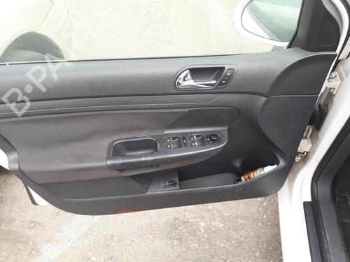 Oliekøler VW GOLF V (1K1) 1.6 FSI | BP14237274M33 