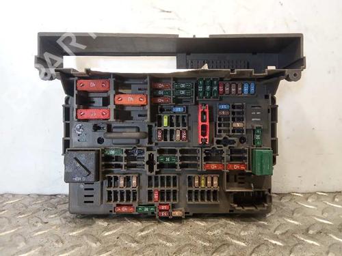 Used Fuse box BMW 3 (E90) 320 d (177 hp) 3533170