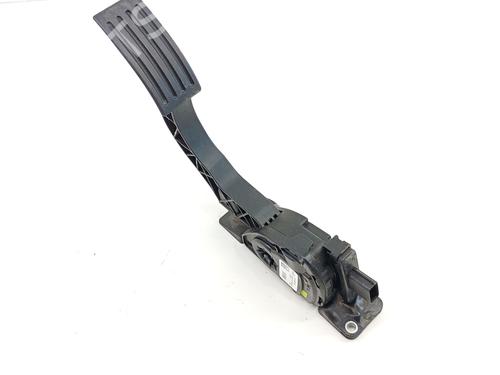 Pedal Pedal VOLVO V40 Hatchback (525) D2 (114 hp) 37154706 37154706