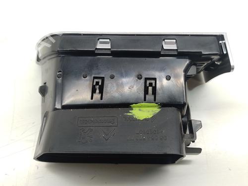 Air vent PEUGEOT 508 I (8D_) 1.6 HDi | BP31338082I21