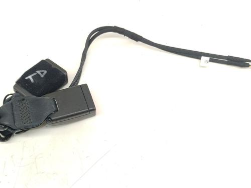 Used Seat buckle Seat buckle PEUGEOT 208 II (UB_, UP_, UW_, UJ_) 1.2 PureTech 100 (101 hp) 33887805 33887805