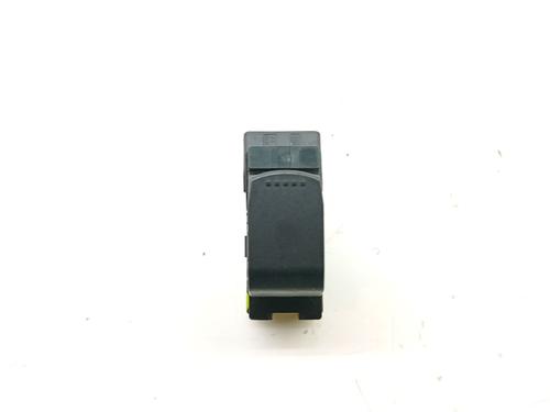 Used Left rear window switch Left rear window switch SUZUKI GRAND VITARA II (JT, TE, TD) 1.9 DDiS All-wheel Drive (JT419, TD44, JB419WD, JB419XD,... (129 hp) 39589245 39589245