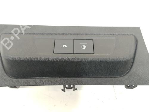 switch-dacia-sandero-iii-2021-33240869 main image