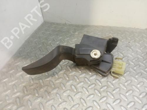 Used Pedal FORD FOCUS I (DAW, DBW) 1.8 TDCi (100 hp) 10506821