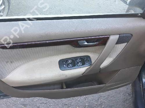 Front left lock VOLVO V70 II (285) 2.4 D | BP9966466C98 