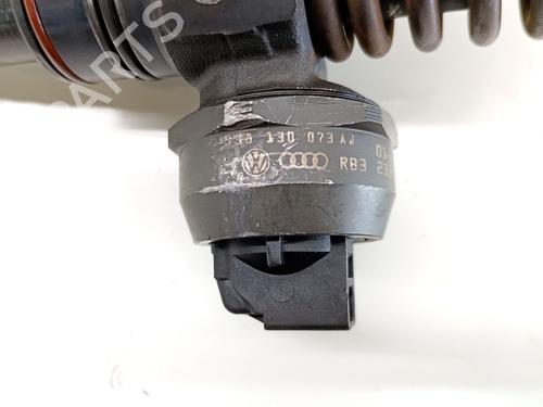 Injector SEAT LEON (1M1) 1.9 TDI | BP38704251M100 - Image 3