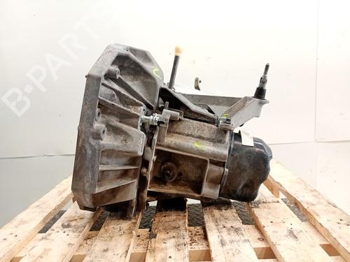 gearbox-renault-megane-ii-saloon-lm01_-2003-32477333 main image