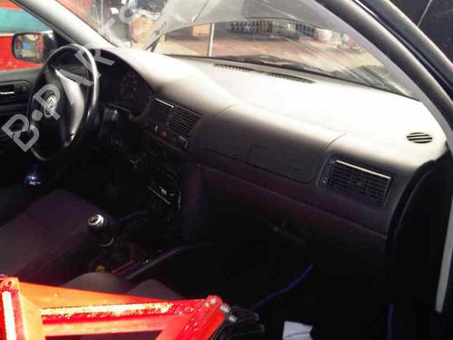 Left front steering knuckle VW GOLF IV (1J1) 1.4 16V | BP3067300M25 