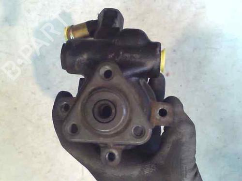 Used Steering pump FORD ESCORT VI Turnier (GAL, ANL) [1995-2002]  3078874