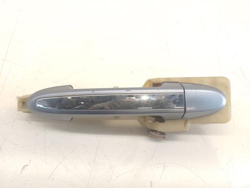 Used Front right exterior door handle HYUNDAI SANTA FÉ II (CM) [2005-2015]  24106779
