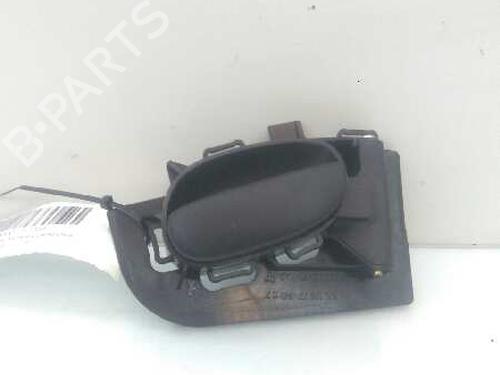 Used Front right interior door handle PEUGEOT 206 Hatchback (2A/C) 1.4 HDi eco 70 (68 hp) 3221738