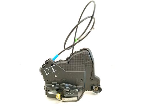 Cerradura puerta delantera izquierda Cerradura puerta delantera izquierda TOYOTA AURIS (_E15_) 1.8 Hybrid (ZWE150_, ZWE150R) (136 hp) 37425878 37425878