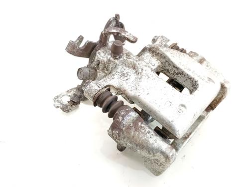 left-rear-brake-caliper-toyota-auris-_e15_-2006-2007-2008-2009-2010-2011-2012-2013-36431909 main image