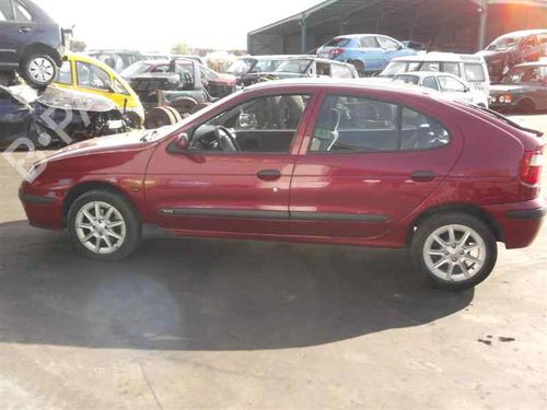 Front right exterior door handle RENAULT MEGANE I (BA0/1_) 1.4 16V (BA0D, BA1H, BA0W, BA10) | BP3050069C129 