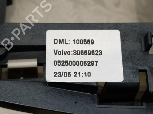 Interior roof light VOLVO XC90 I (275)  | BP24106010I8 