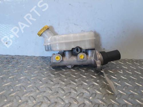 Used Brake master cylinder CHRYSLER VOYAGER IV (RG, RS) 2.5 CRD (141 hp) 5592248